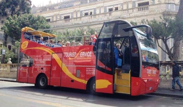 tour bus catania