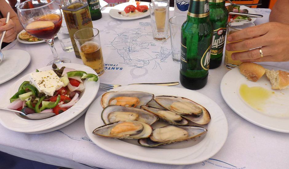 chris_oia_amoudi-bay_mussels_940x550